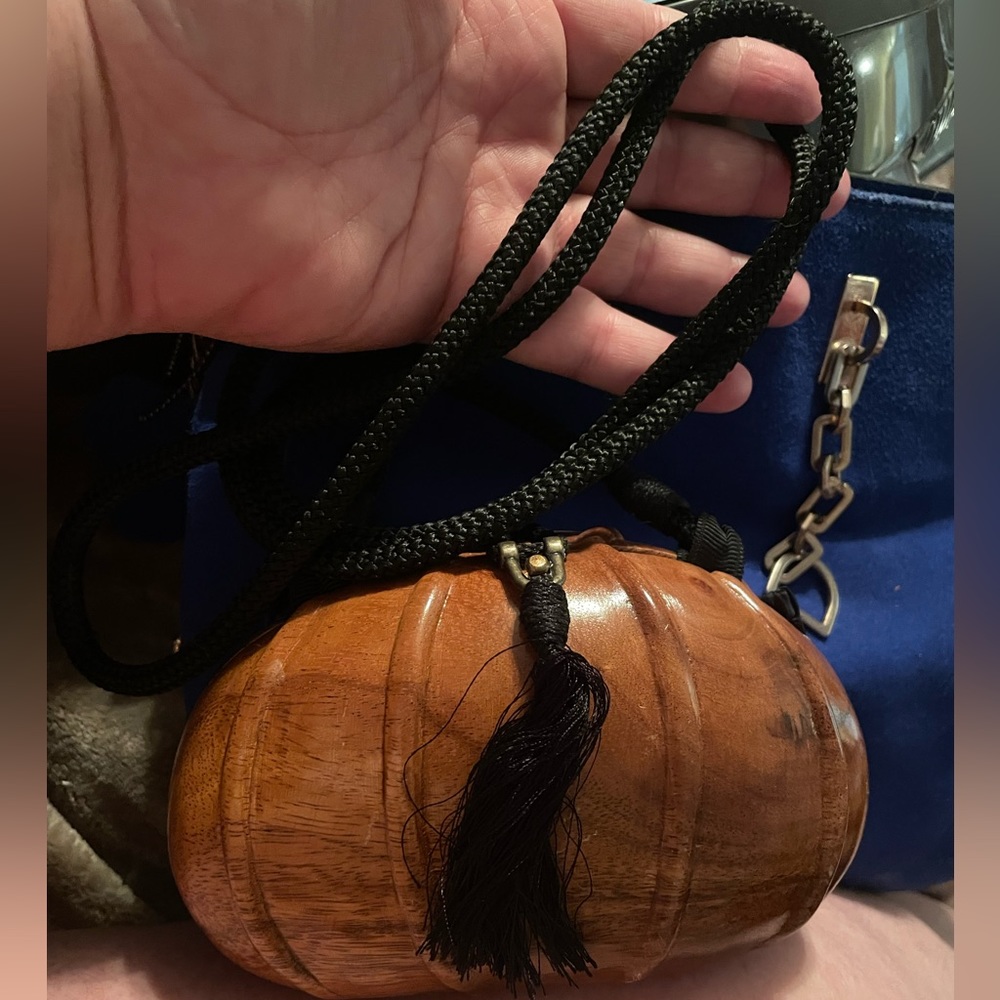 Timmy Woods Wooden Barrel Clutch with Black Tassel - Picture 3 of 6